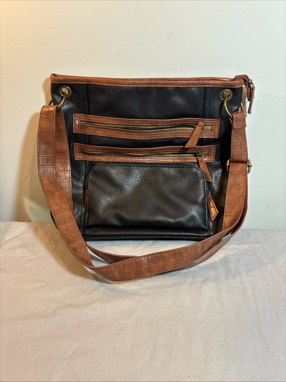 Bueno Black and Brown Two-Tone Leather Crossbody Bag